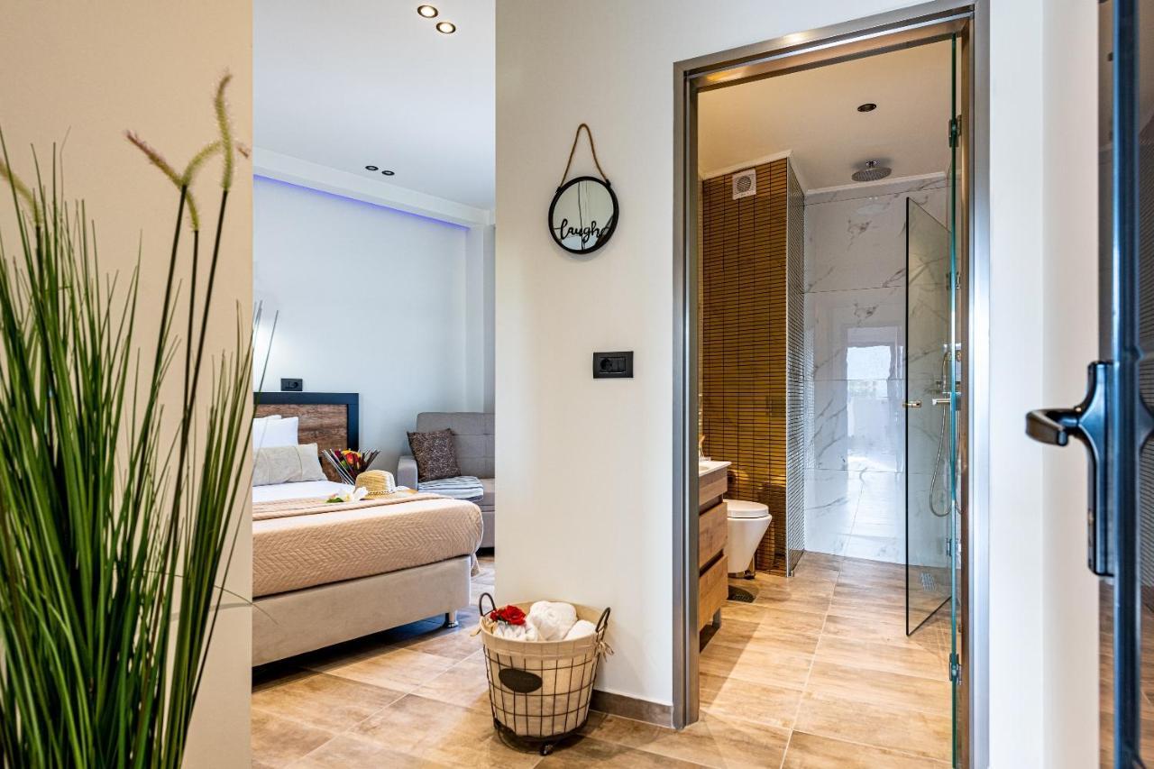 Moon Boutique Hotel Лаганас Екстериор снимка