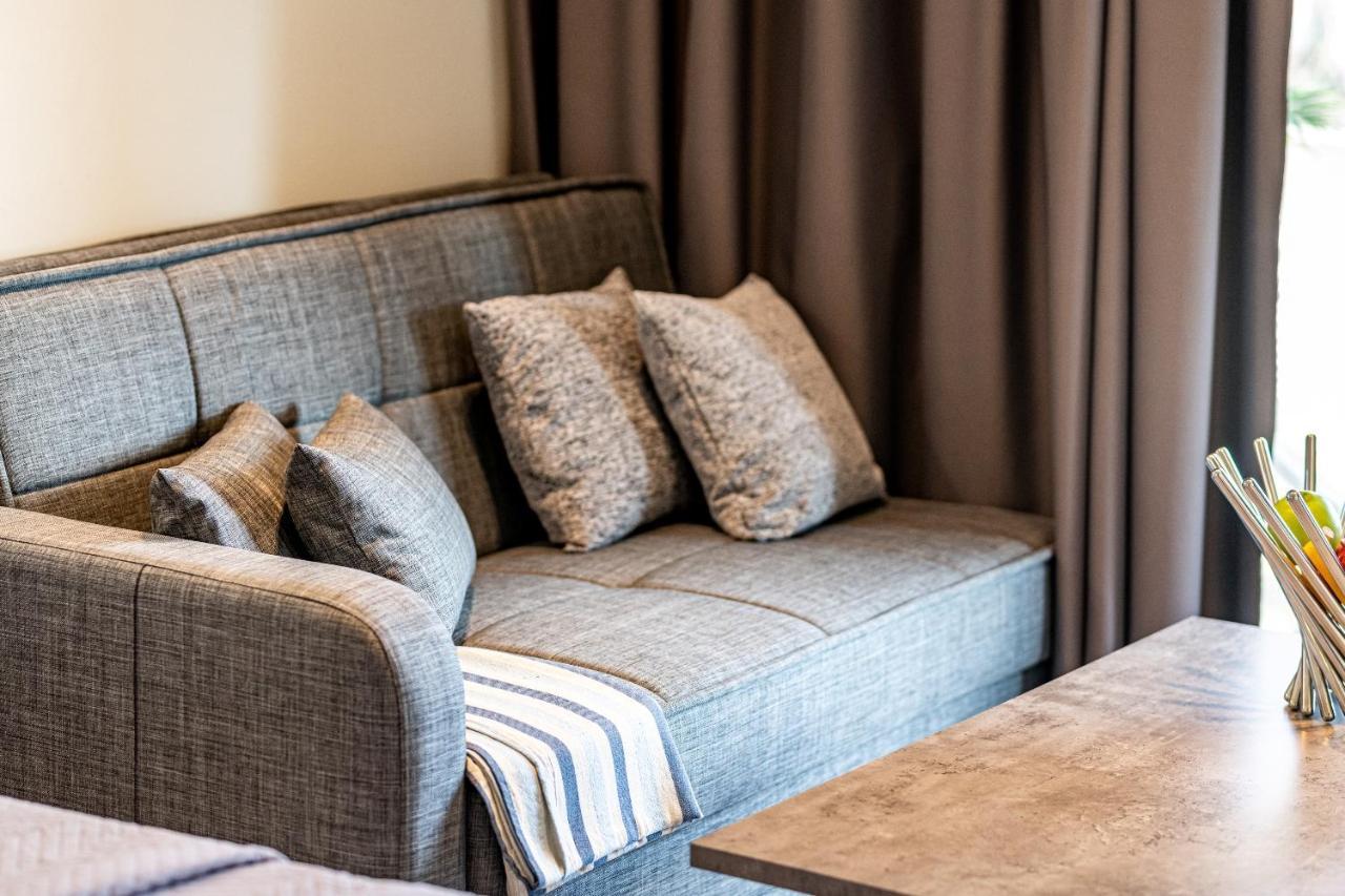 Moon Boutique Hotel Лаганас Екстериор снимка