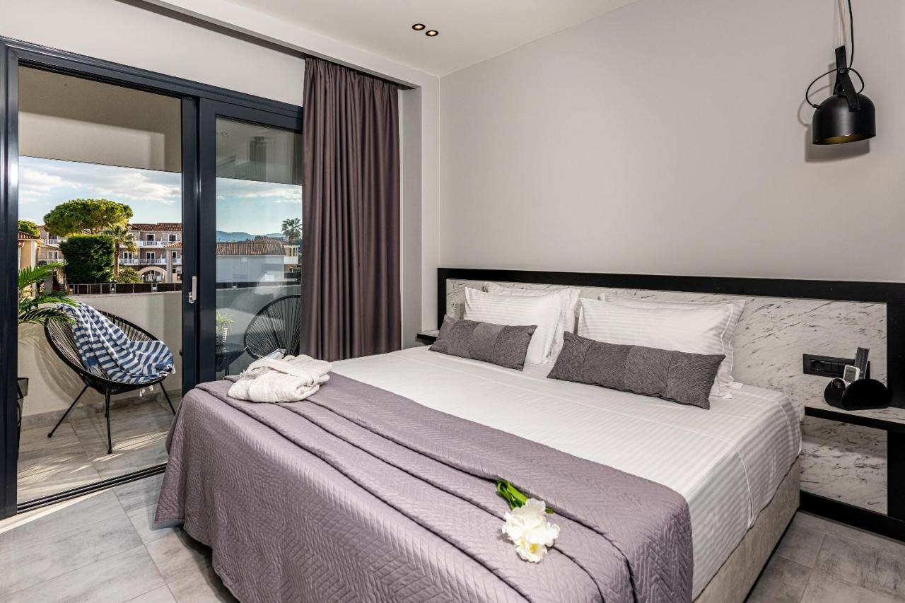 Moon Boutique Hotel Лаганас Екстериор снимка
