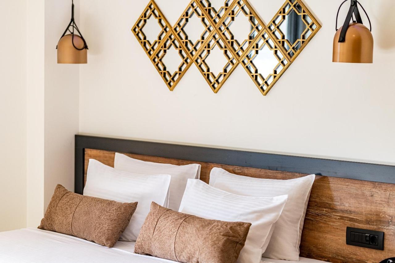 Moon Boutique Hotel Лаганас Екстериор снимка