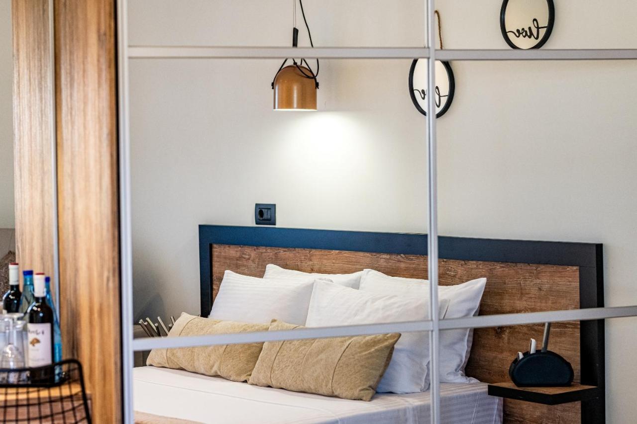 Moon Boutique Hotel Лаганас Екстериор снимка